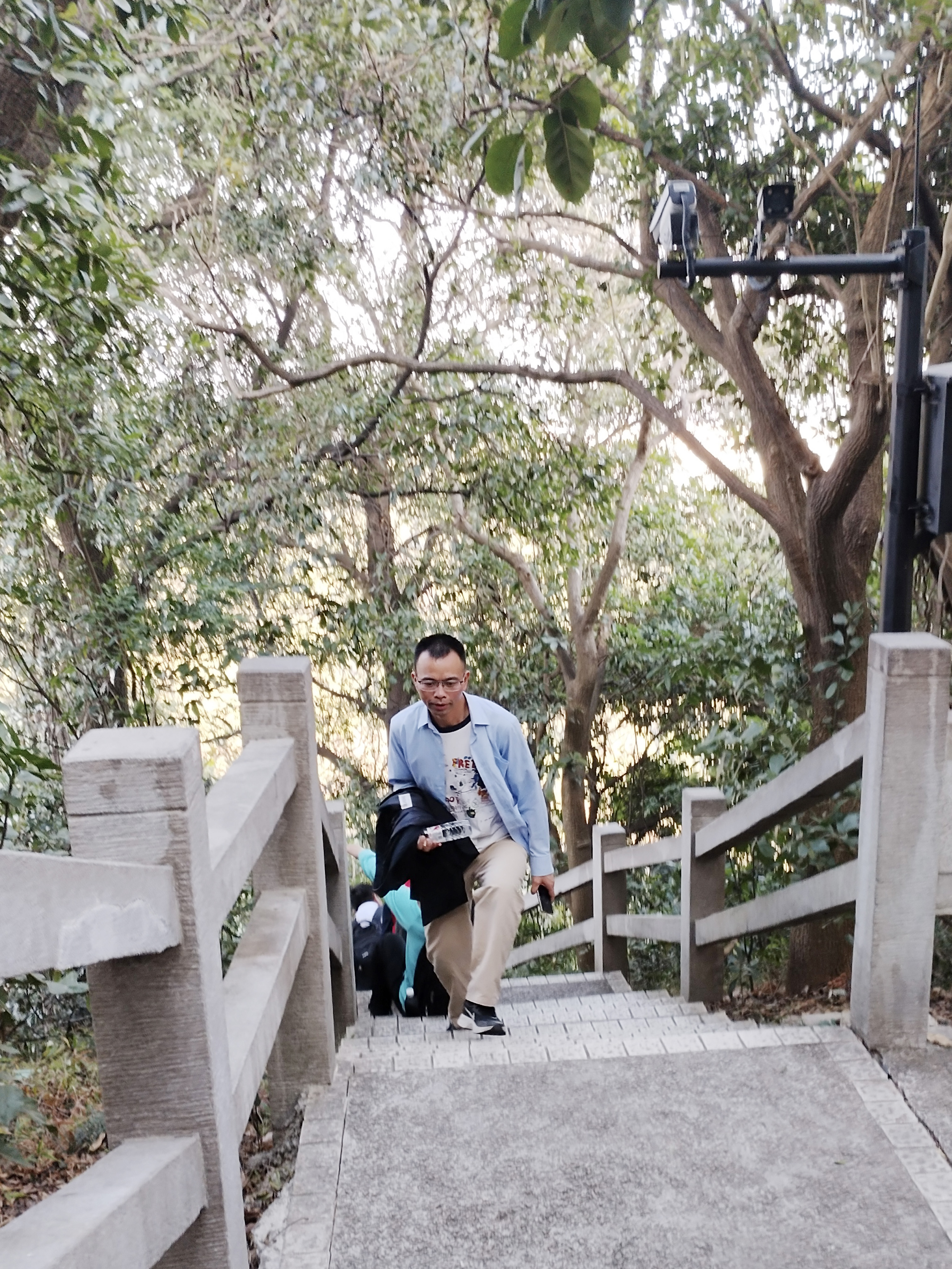 卫斯理 | 营销 “趣” 团建,登顶白云山 卫斯理 | 营销 “趣” 团建,登顶白云山